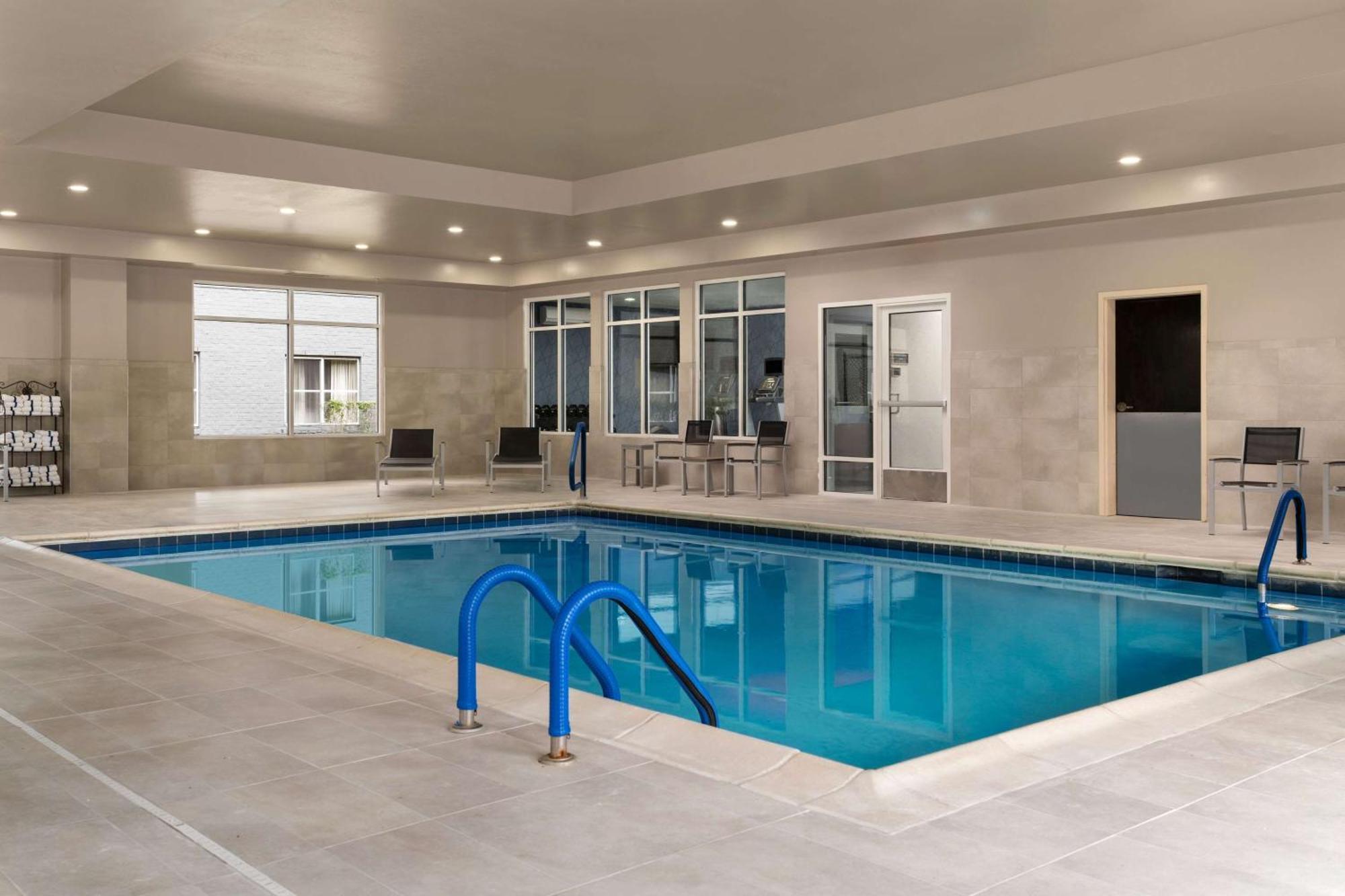 Homewood Suites By Hilton Richmond - Airport Сандстън Екстериор снимка