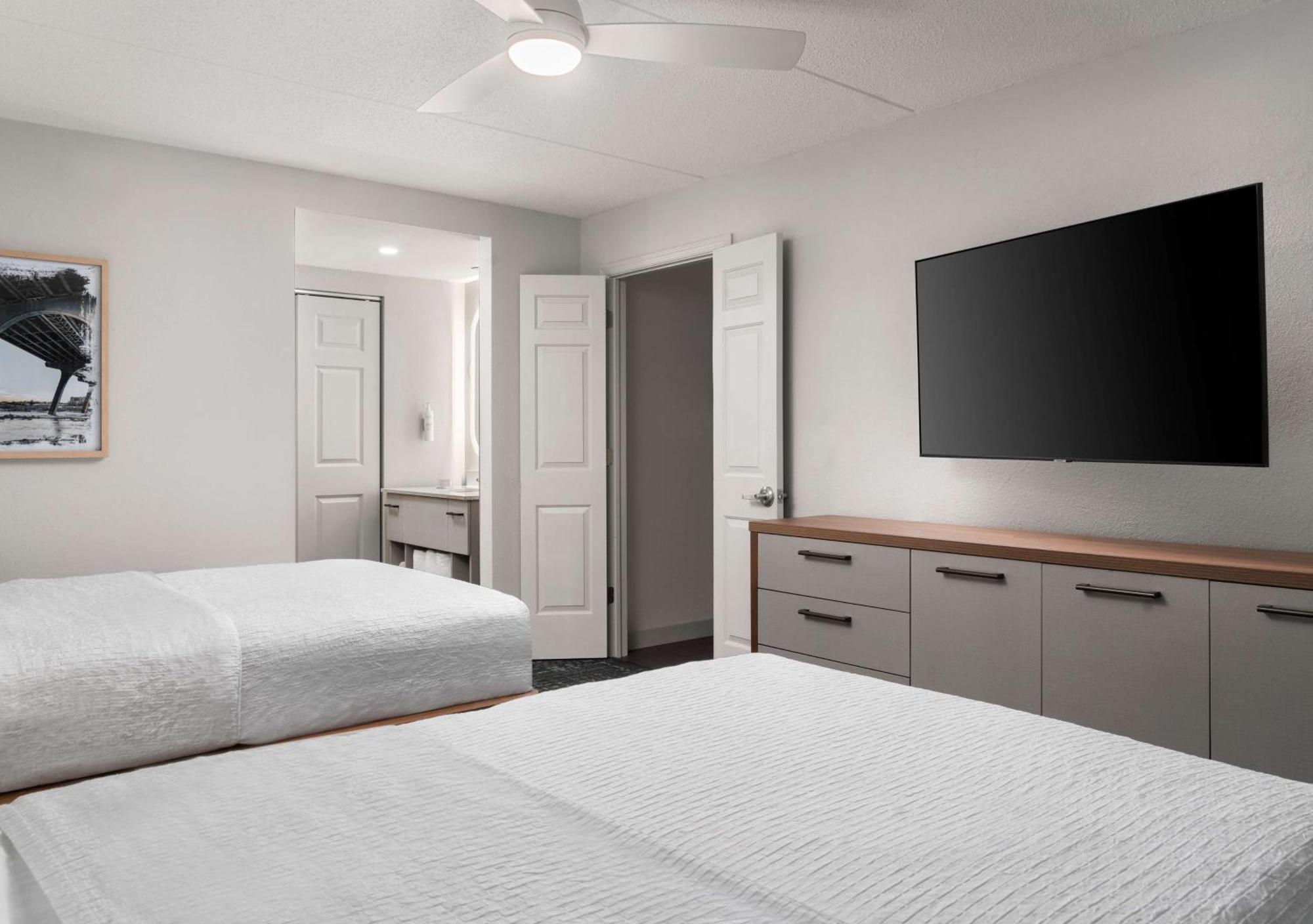 Homewood Suites By Hilton Richmond - Airport Сандстън Екстериор снимка