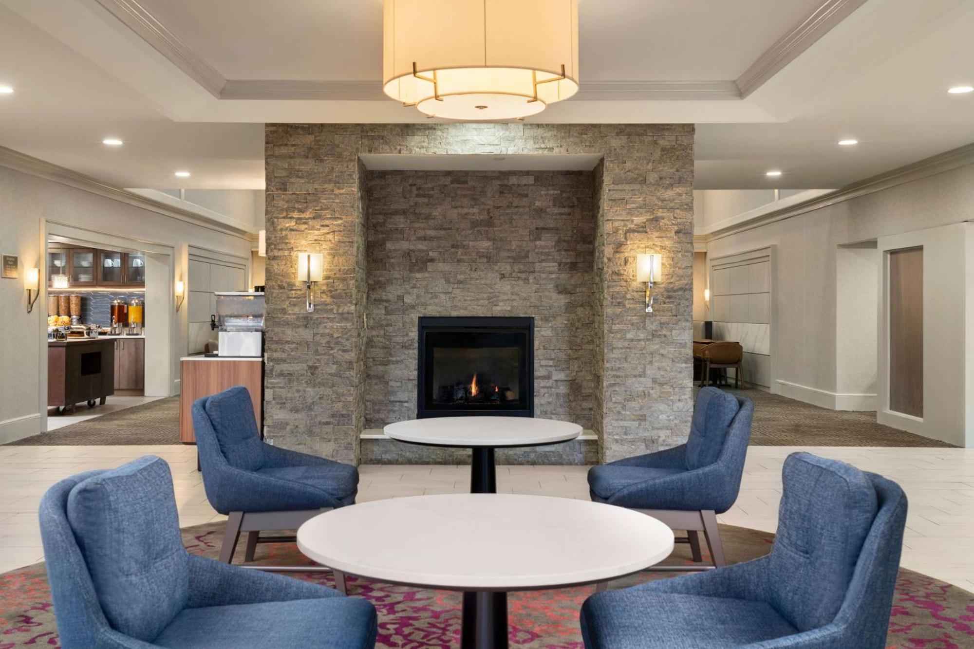 Homewood Suites By Hilton Richmond - Airport Сандстън Екстериор снимка