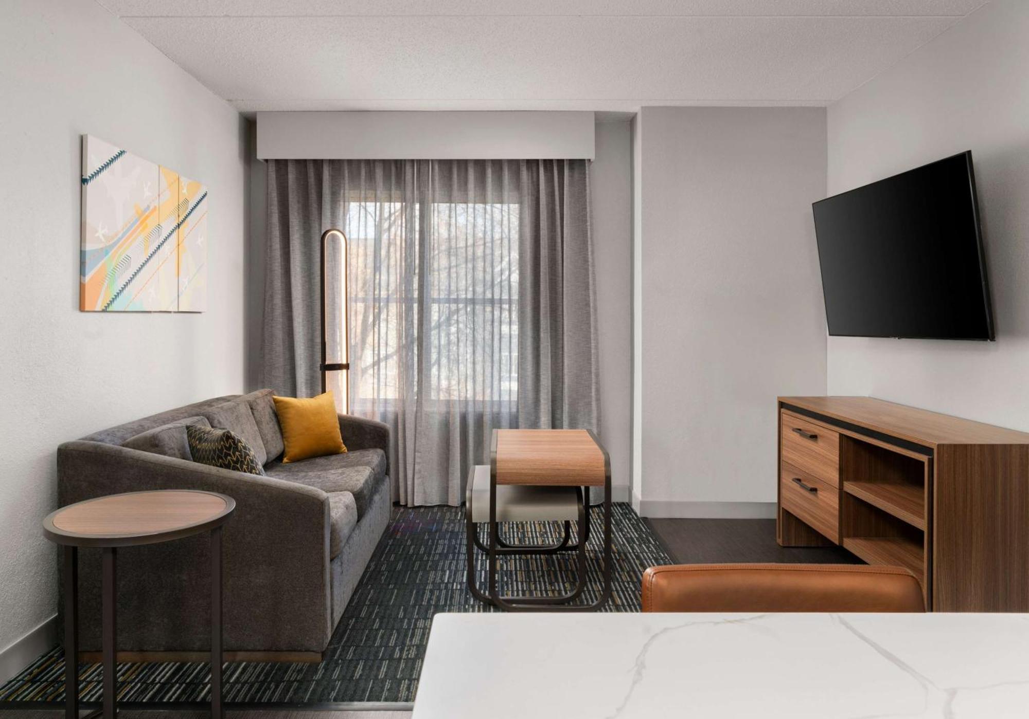 Homewood Suites By Hilton Richmond - Airport Сандстън Екстериор снимка